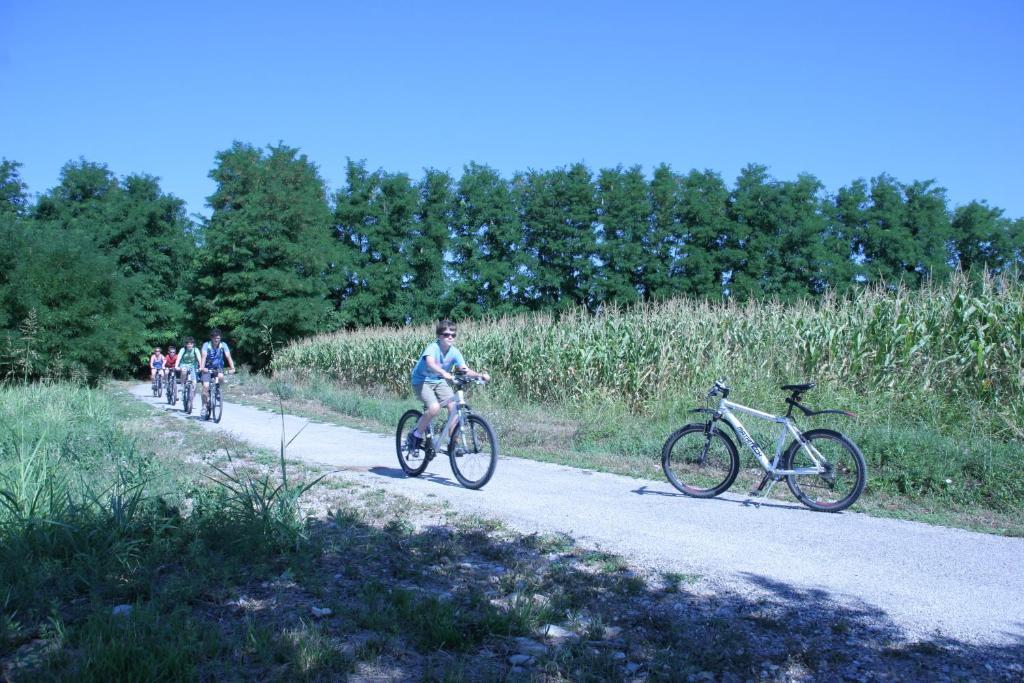 Camping Aquiléia Zewnętrze zdjęcie